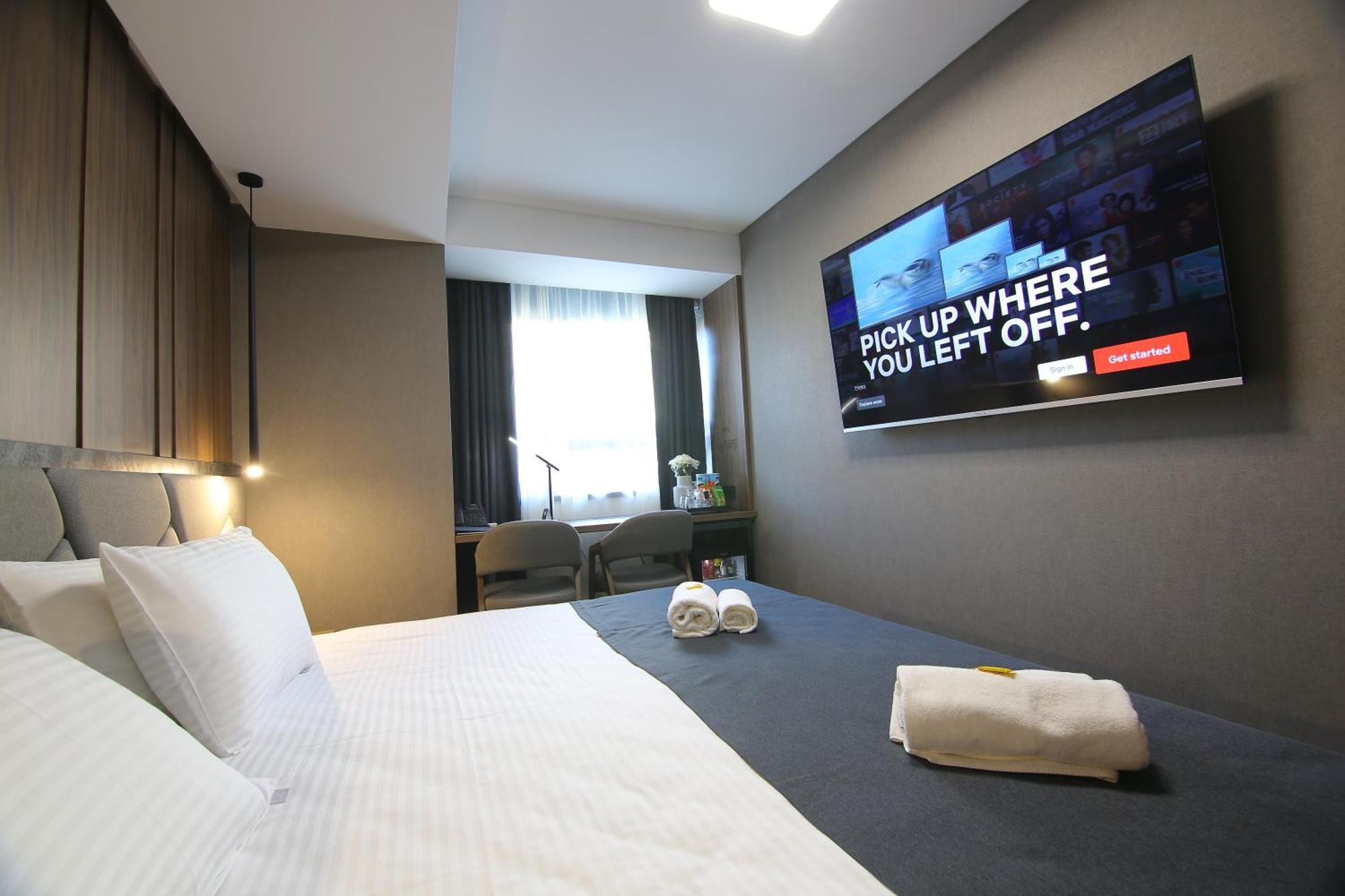 Lumiere Hotel Belgrade Exterior photo